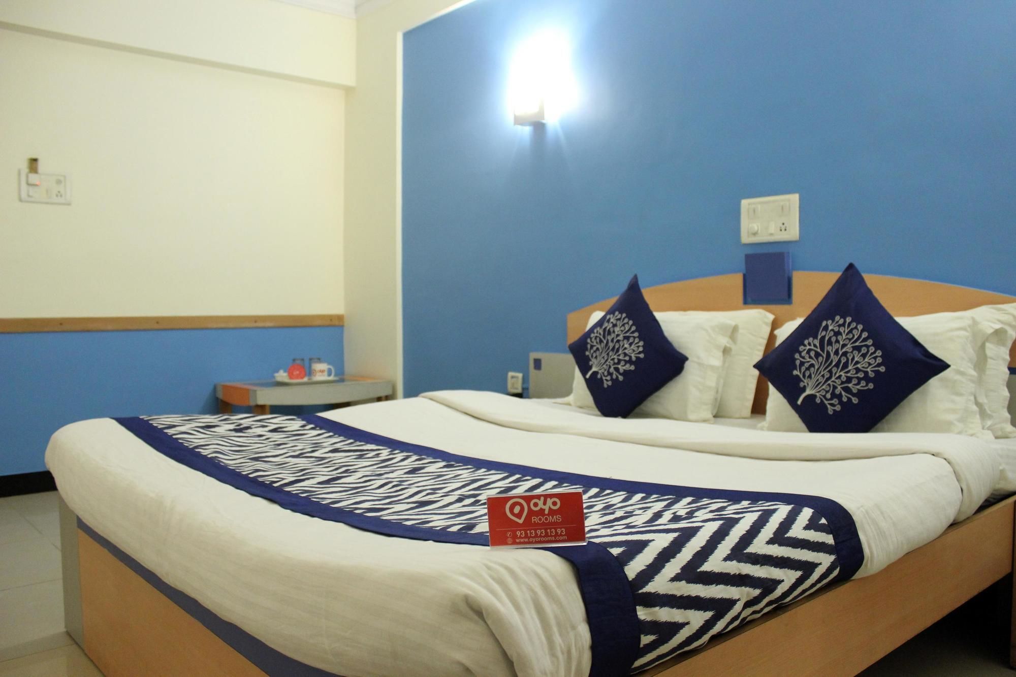 Oyo Rooms Хубли Екстериор снимка