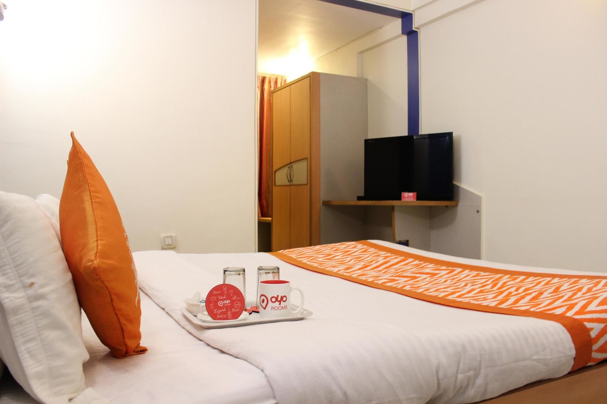 Oyo Rooms Хубли Екстериор снимка